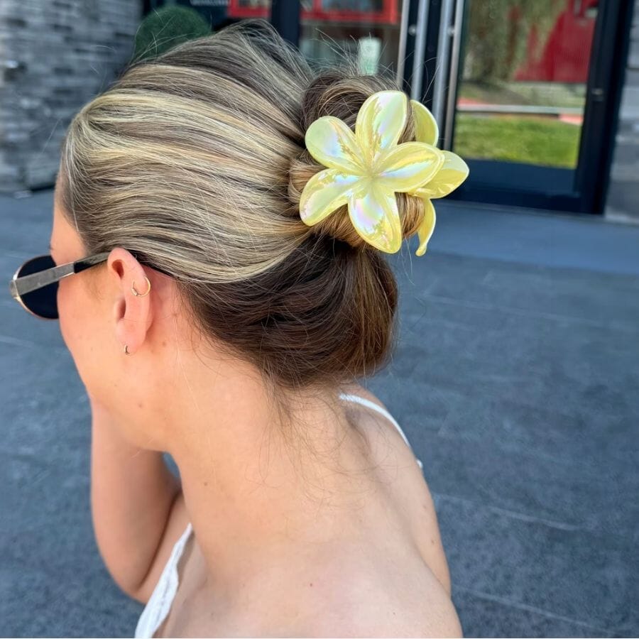 Hårpynt, sokker og strømpebukser