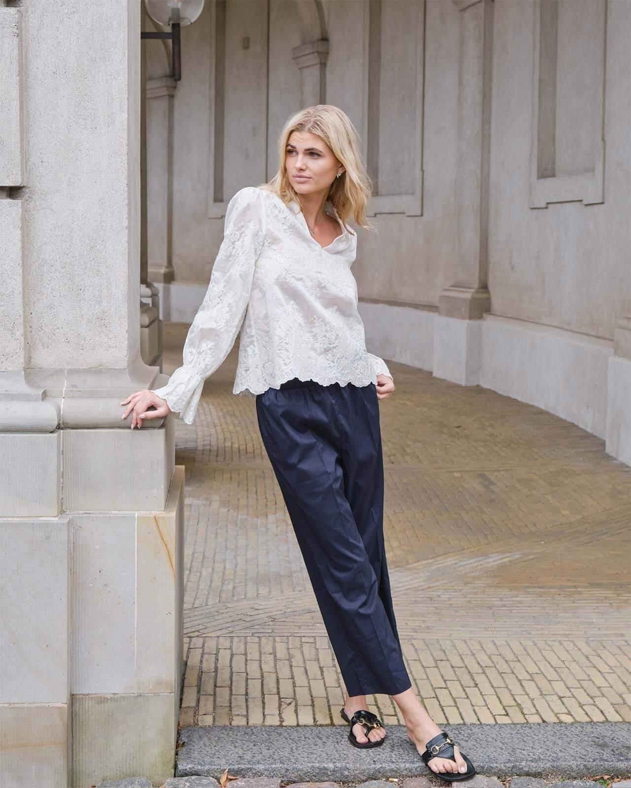 Neo Noir - Nerita Asymmetric Blouse 168969 - 121 - Off White