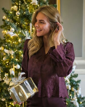 Bluse Amara Embroidery