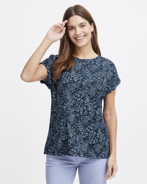 Fransa T-skjorte Seen Tee 1- Carmine Rose AOP 01A | T-skjorter til dame