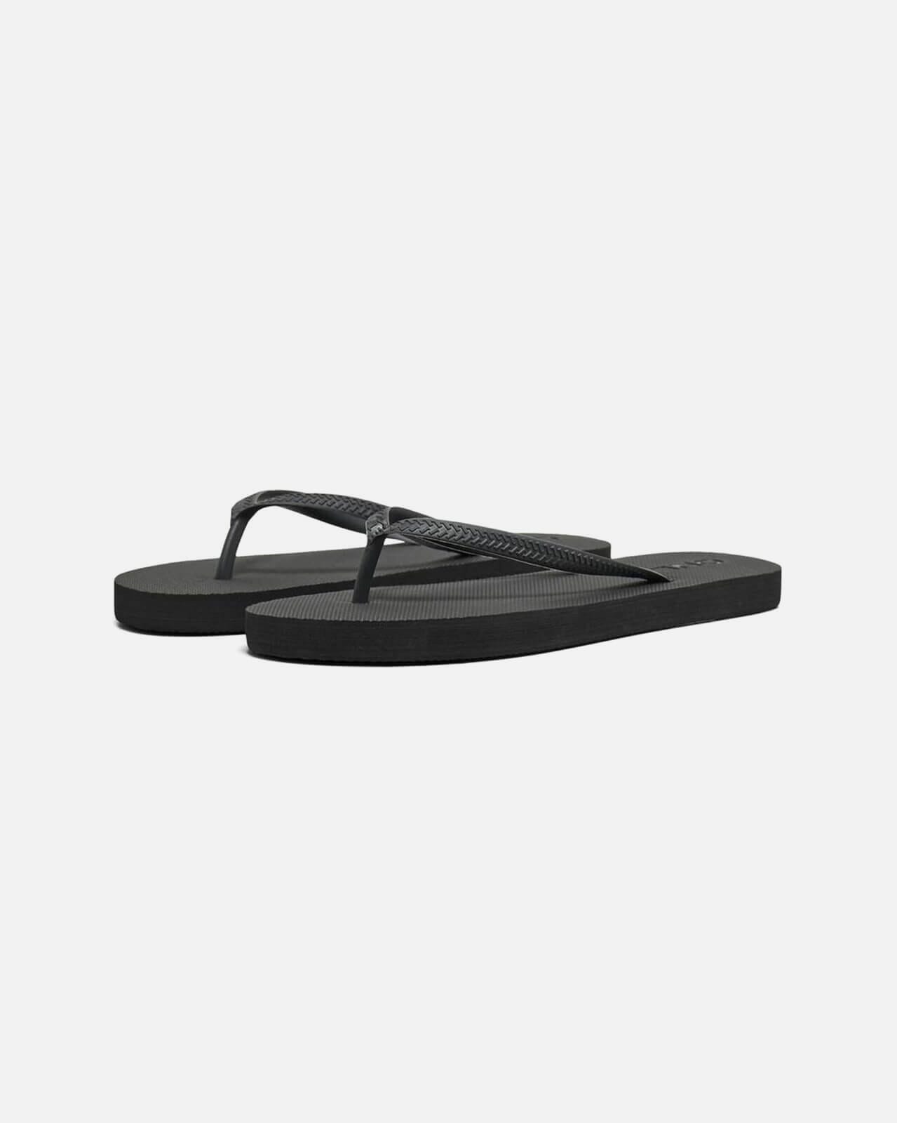 Flip Flop Lucy