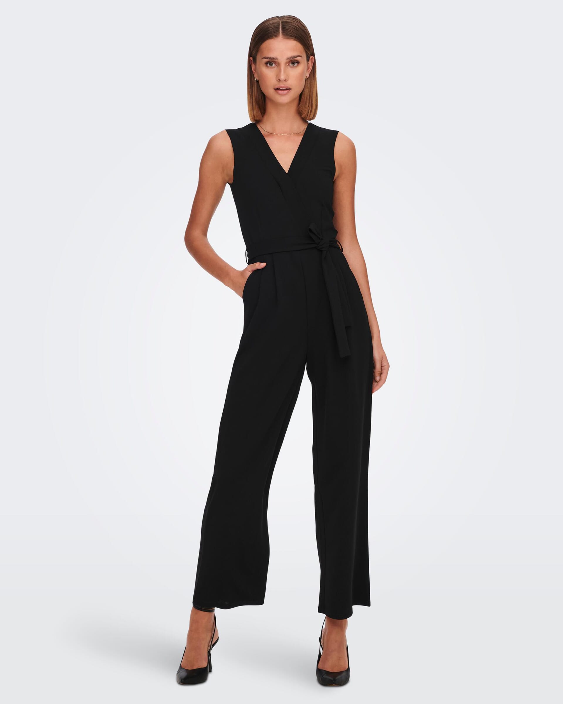 JDY Jumpsuit Catia Skylar SL JRS Black Jumpsuits til fest FLOYD.no