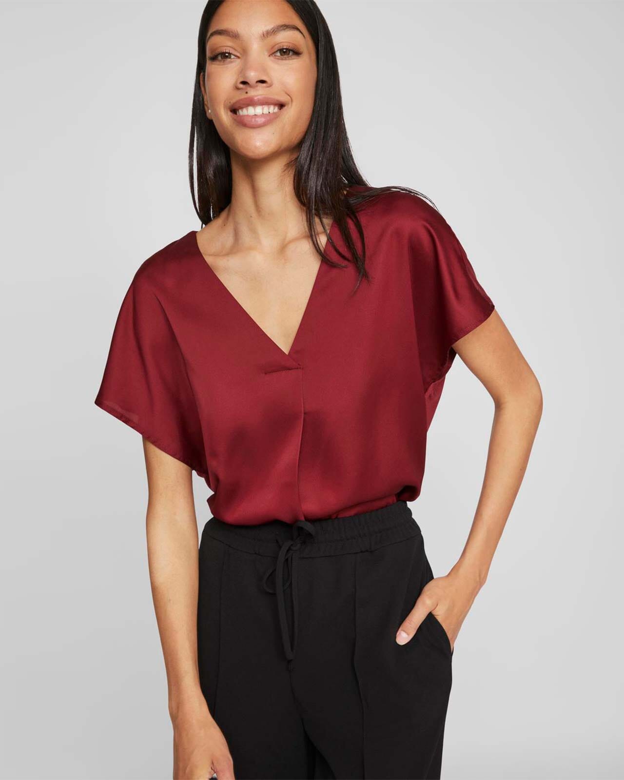 Vila Ellette satin top - Black