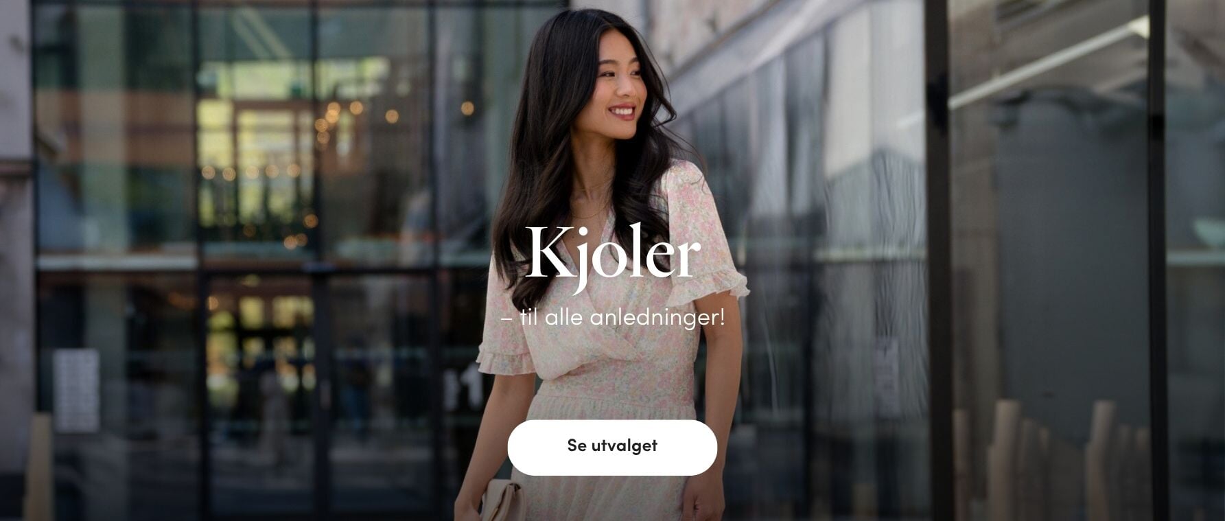 Kjoler - perfekt til varmere dager Kjolenyheter – hver uke! Hold deg oppdatert på siste nytt, og rydd plass i sommergarderoben | FLOYD.no