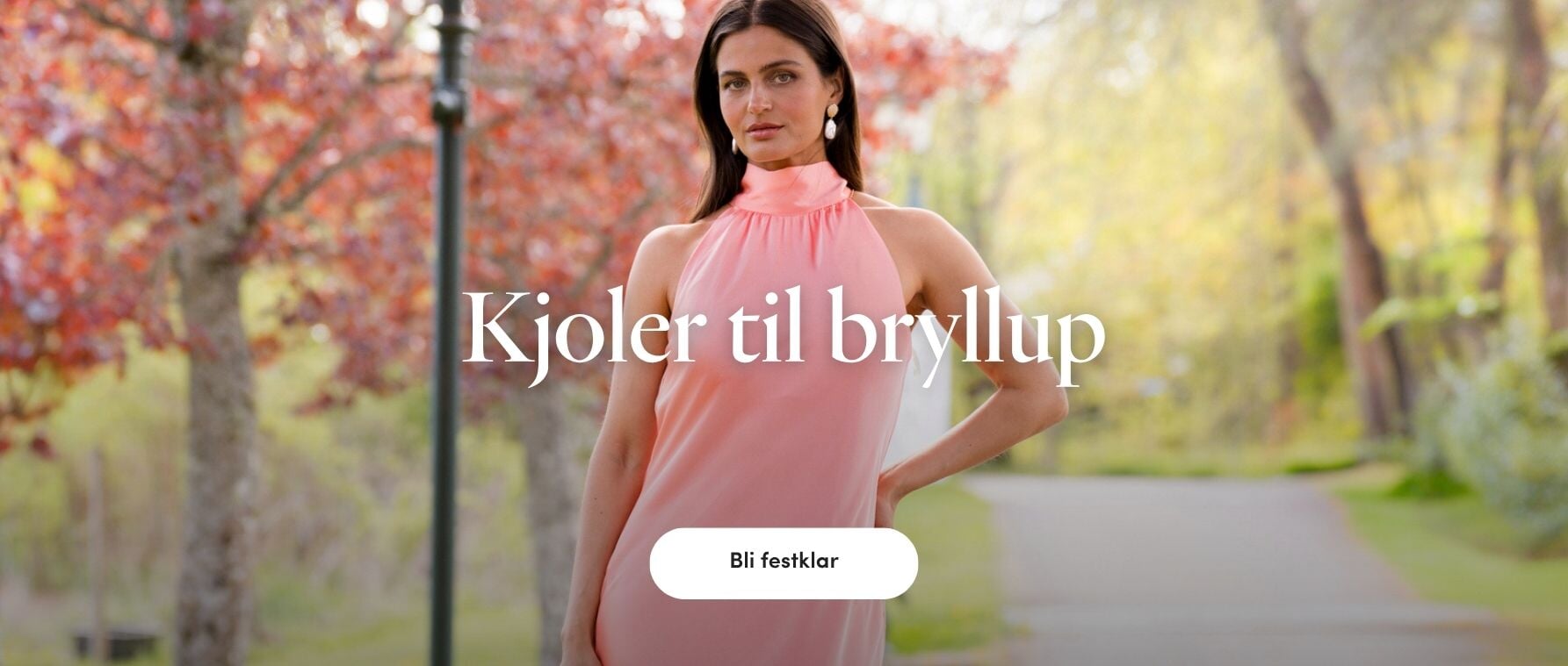 Bedt i bryllup? Vi har kjolen! Kjoler til bryllup - stort utvalg som passer enhver dresskode | FLOYD.no