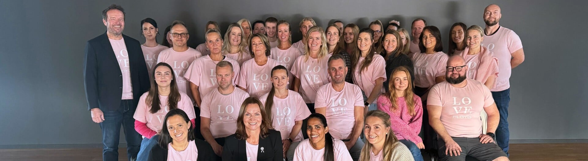 FLOYD støtter Rosa sløyfe-aksjonen 2024 FLOYD støtter Rosa sløyfe-aksjonen 2024 | FLOYD.no