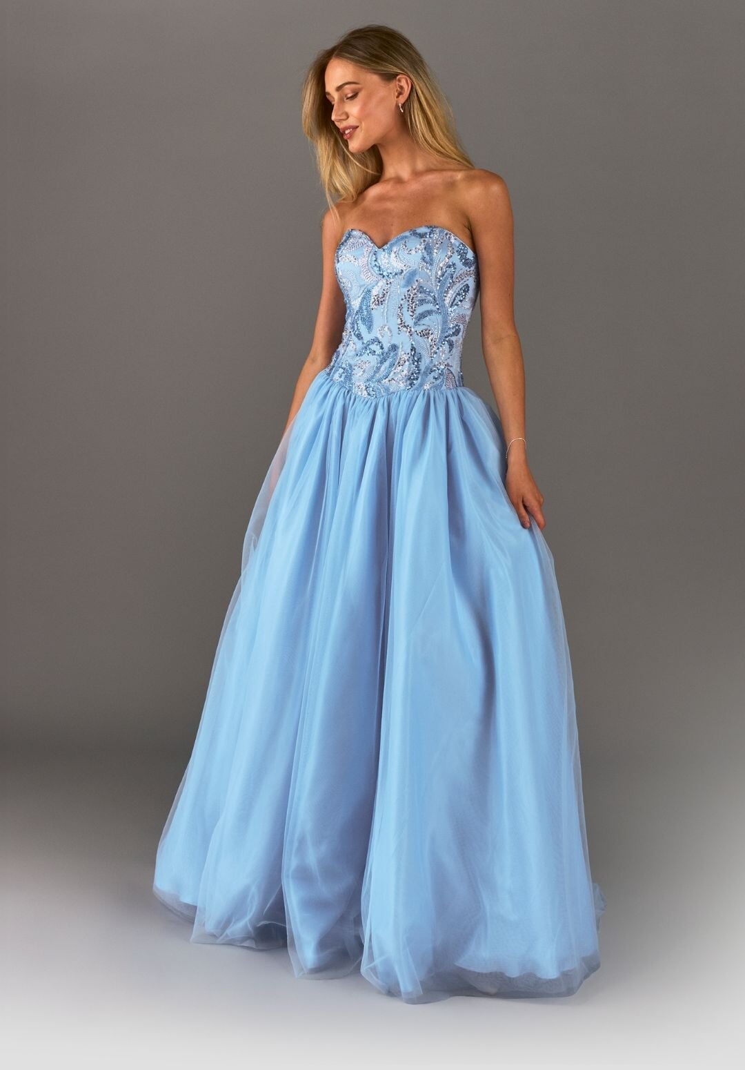 Ballkjole Savina Skoleball, juleball eller nyttårsball – vi har kjolene!! | FLOYD.no